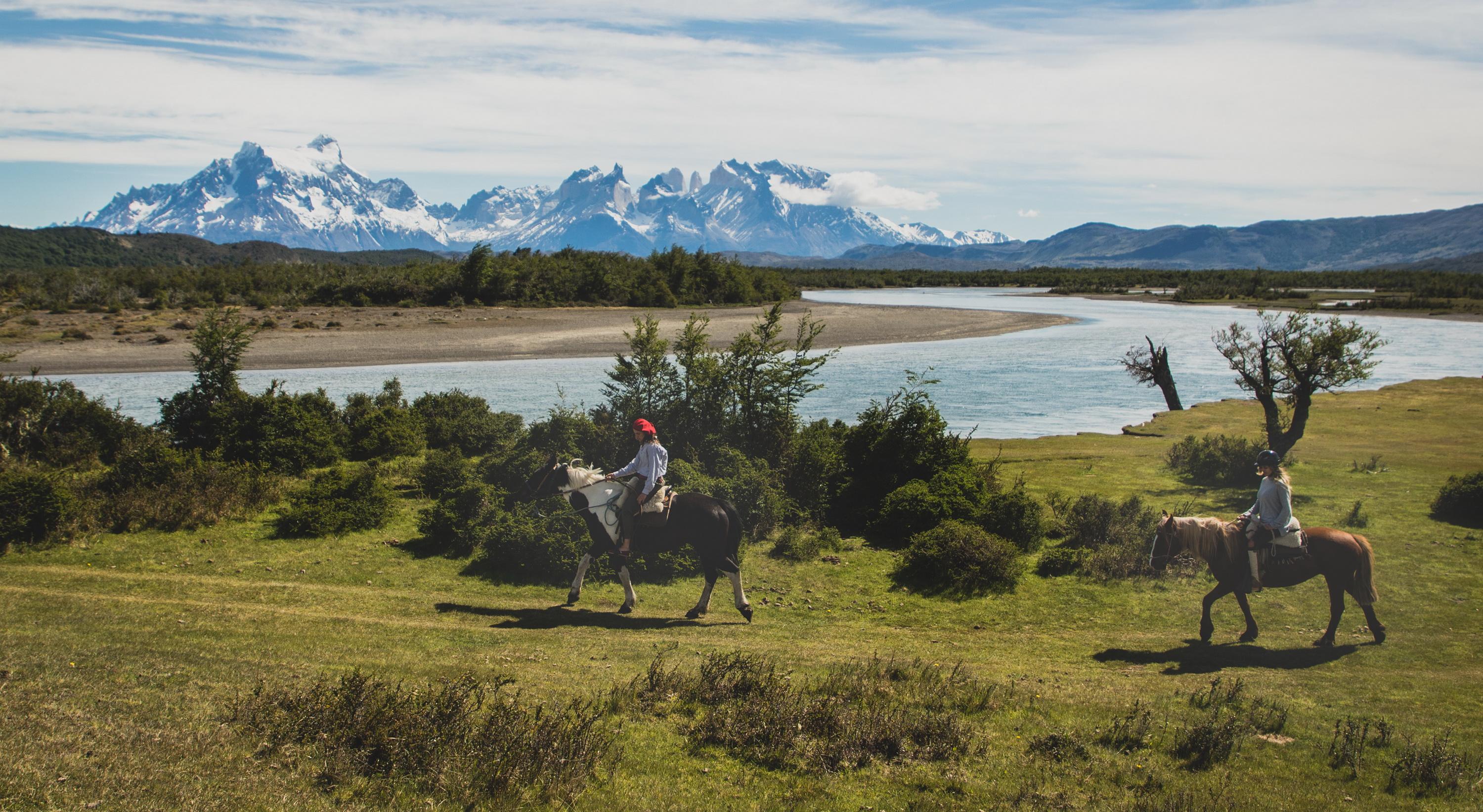 Rio Serrano Hotel And Spa Torres del Paine National Park Esterno foto