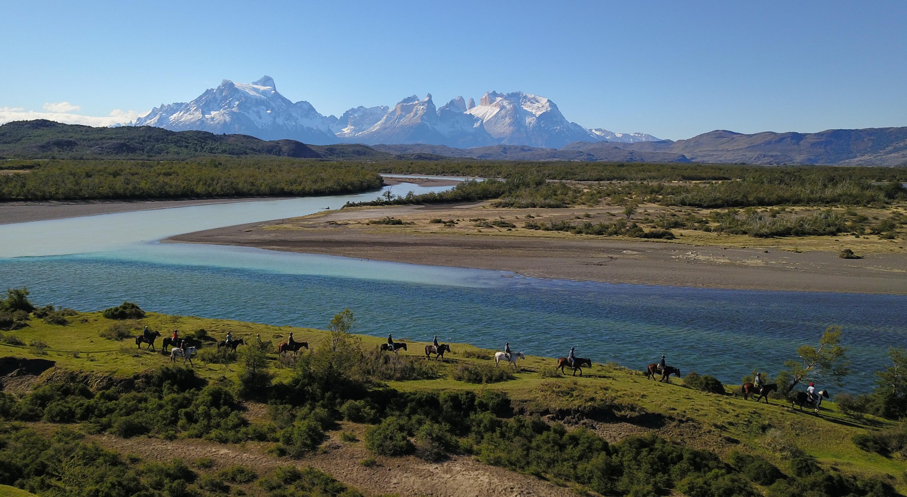 Rio Serrano Hotel And Spa Torres del Paine National Park Esterno foto